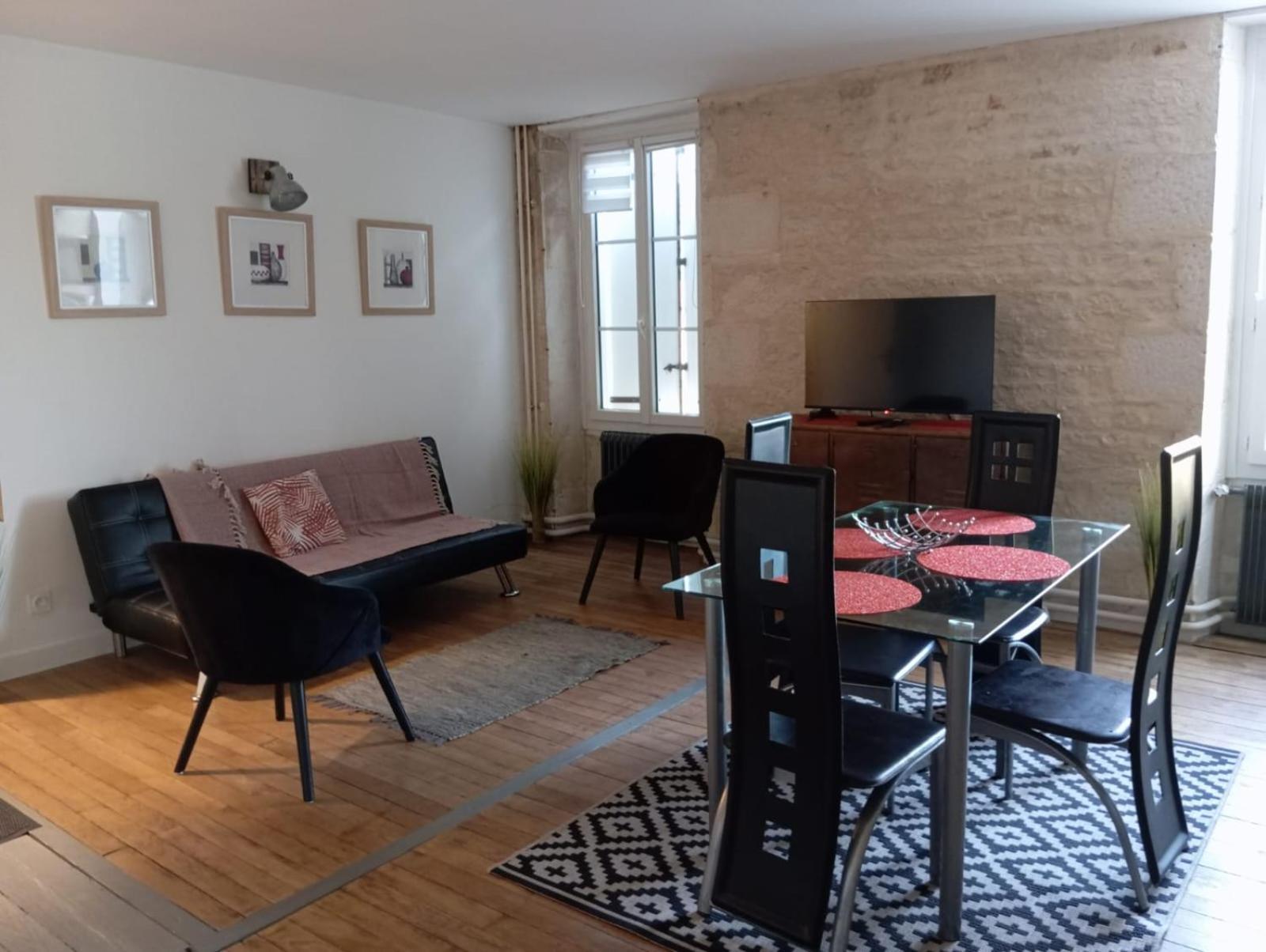 Ferienwohnung Au Bord De L'Eau Coulon Exterior foto